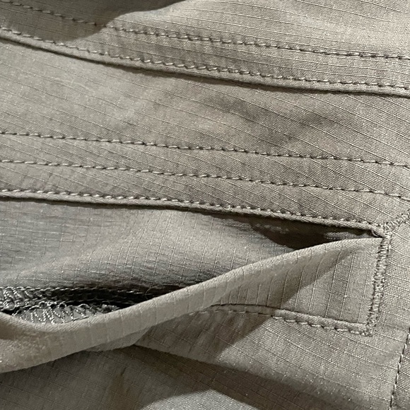 Prana Women’s Dark Gray Nylon Hiking Shorts Size 12 NEW without tags. - Picture 4 of 7